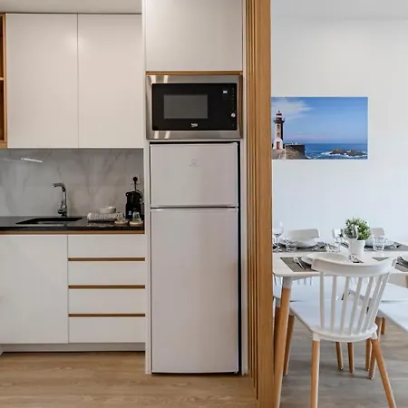 1br Paraiso Flat W/ Balcony & Ac By Lovelystay Appartement