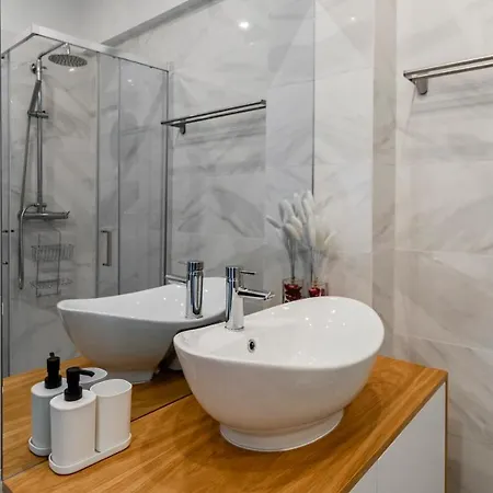 Apartmán 1br Paraiso Flat W/ Balcony & Ac By Lovelystay Porto
