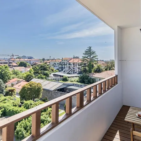 Appartement 1br Paraiso Flat W/ Balcony & Ac By Lovelystay *